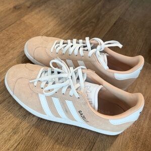 adidas Women’s Gazelle Sneakers